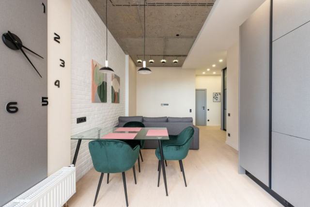 Isoler un plafond des bruits : faux plafond acoustique et matériaux adaptés Isoler un plafond des bruits : faux plafond acoustique et matériaux adaptés