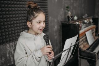 Tout savoir sur l'isolation acoustique : matériaux et solutions phoniques Tout savoir sur l'isolation acoustique : matériaux et solutions phoniques
